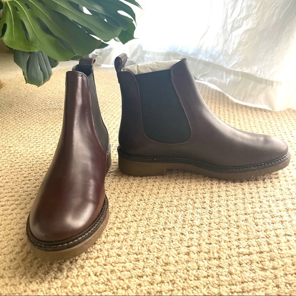 Find size 7.5 oxblood red leather boot, new in box - Picture 2 of 6